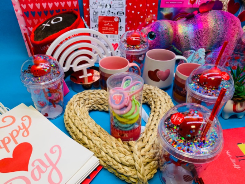 Photo 6 of 259951…table full of valentines items 