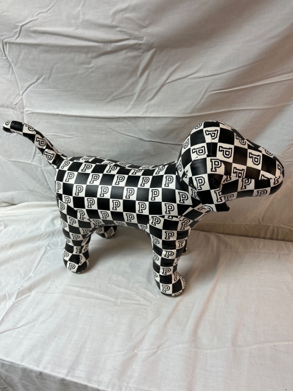 Photo 3 of Victoria's Secret Pink Giant Dog Black & White Checkered 24"x16" LIMITED Edition 2018 fashion show.