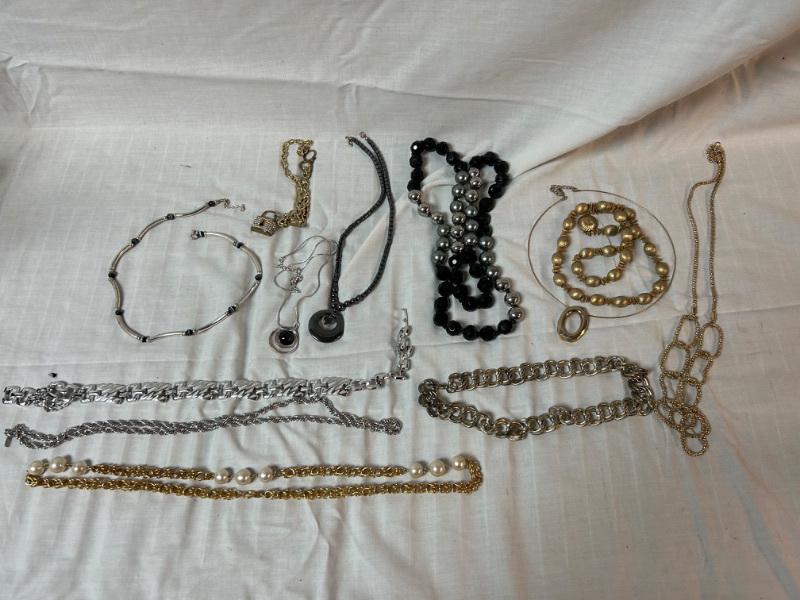 Photo 1 of lot of costume jewelry necklaces 