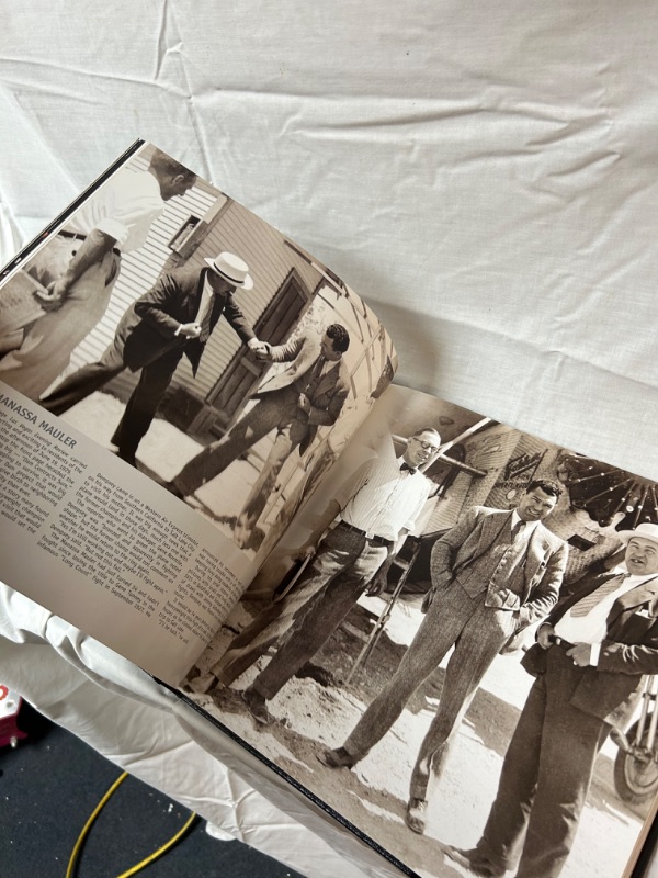 Photo 2 of Large Las Vegas Fight Town book measures 12 x 12 inch