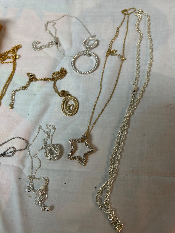 Photo 2 of Lot of costume jewelry necklaces 