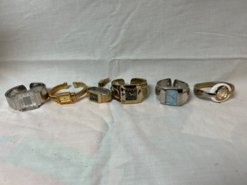 Photo 1 of Lot of untested watches