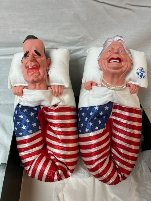 Photo 1 of Novelty Slippers Spitting Image Linden President George H.W. & Barbara Bush size medium 