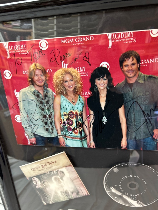 Photo 3 of Little Big Town Signed professionally framed photo and cd