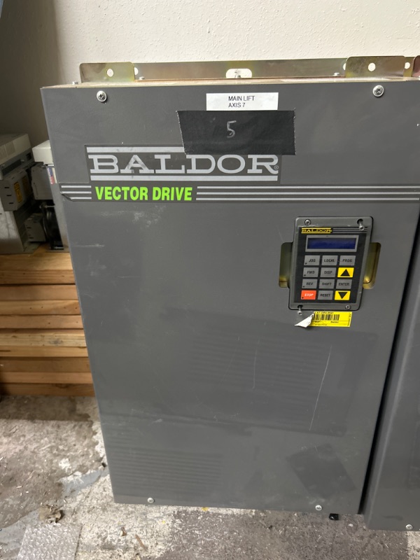 Photo 1 of Large Baldor Vector drive zd18h475-eo measures 30x18x12 