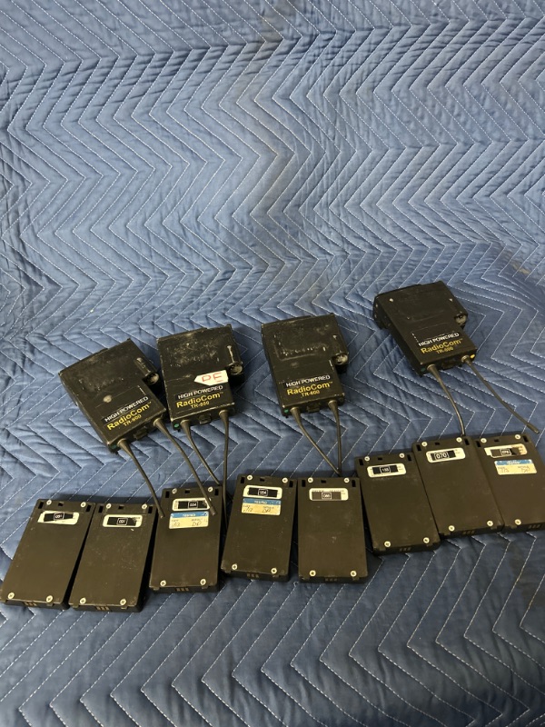 Photo 1 of Set of 4 Radiocom Tr-800 belt packs with 8 batteries untested 