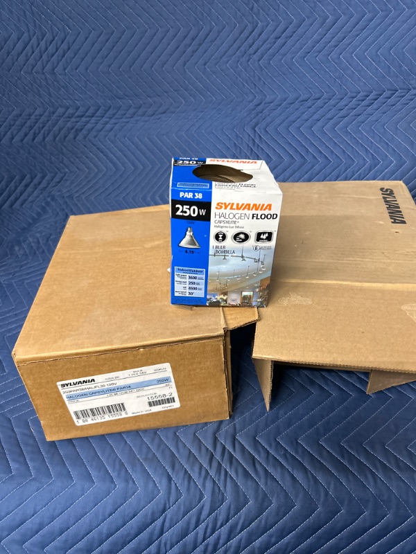 Photo 1 of 12 new in box Sylvania par 38 250w halogen flood capsylite 