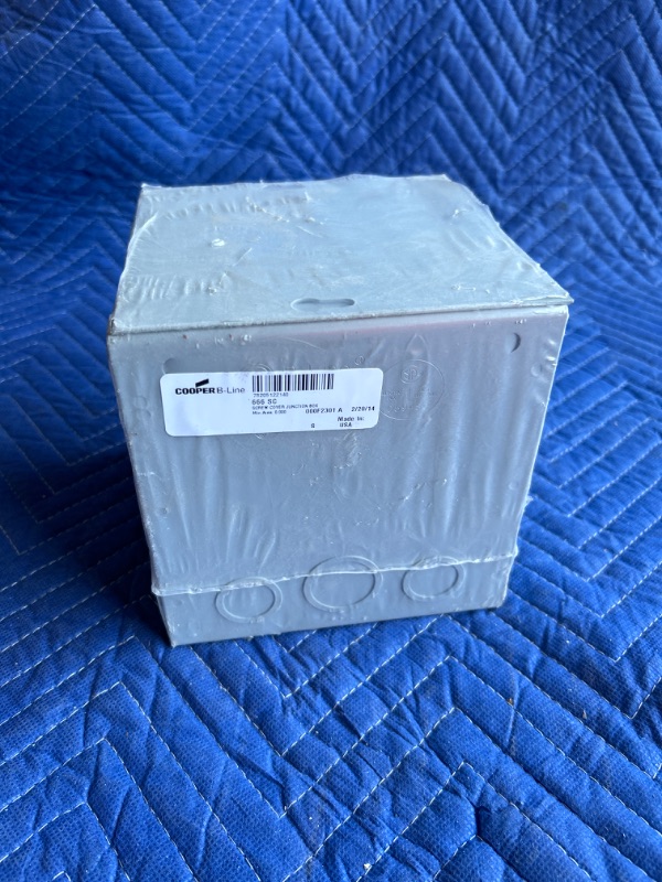 Photo 1 of New sealed Cooper B-Line NEMA 1 Steel Junction Box Enclosure with Screw Flat Cover 6" Wide x 6" High x 6" Deep 78205122140 - 64052277