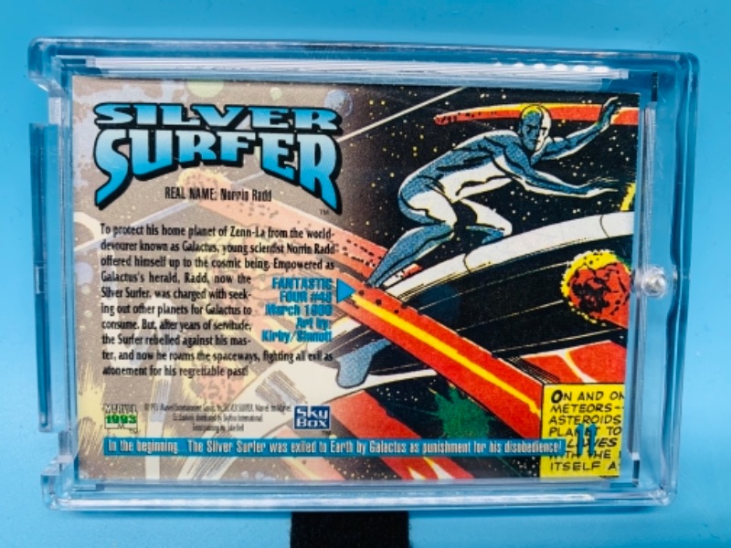 Photo 2 of 277715…marvel masterpieces 1993 silver surfer card 11 in hard plastic case - skybox 