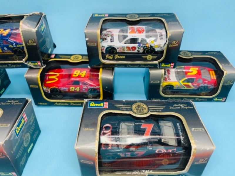 Photo 2 of 277791…7 Revell 1:54 scale cars in original packages 