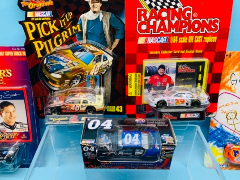 Photo 3 of 277826…7 NASCAR diecast collectibles in original packages