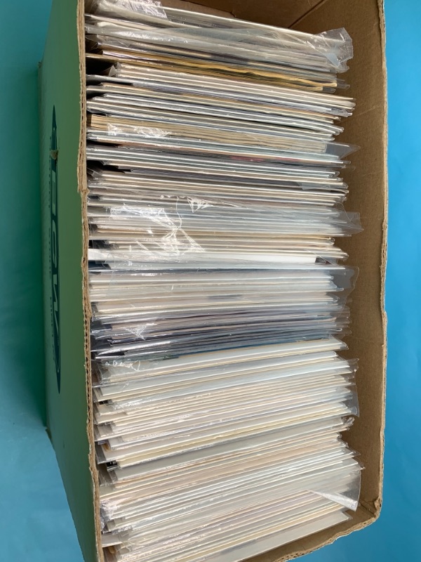 Photo 4 of 277882…125+ miscellaneous comics in plastic sleeves in comic box 