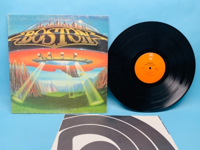 Photo 1 of 277889…great condition 1978 Boston vinyl record in plastic sleeve 