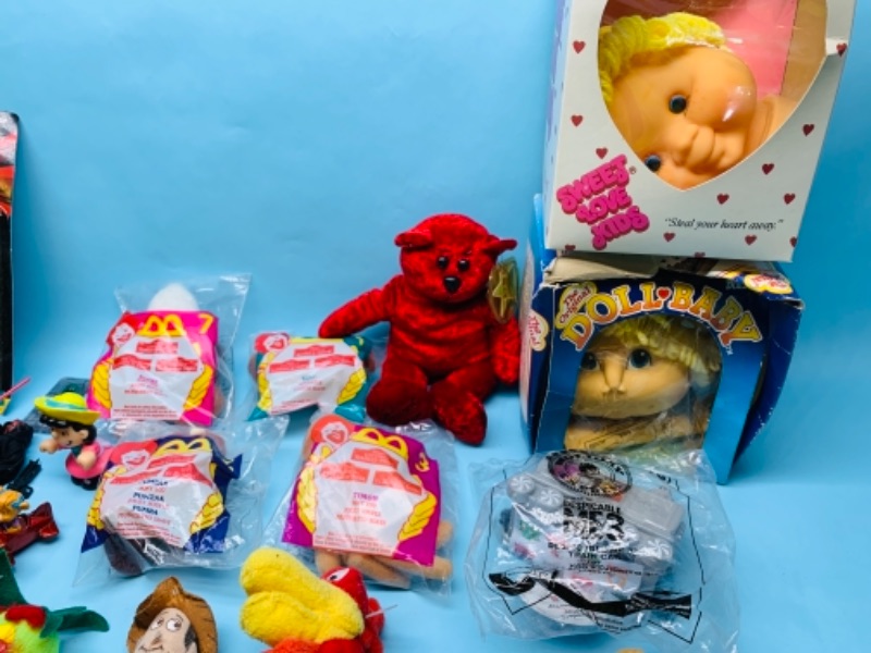 Photo 3 of 277901…kids toys- sealed McDonald’s happy meal, Star Wars, plush and plastic variety 