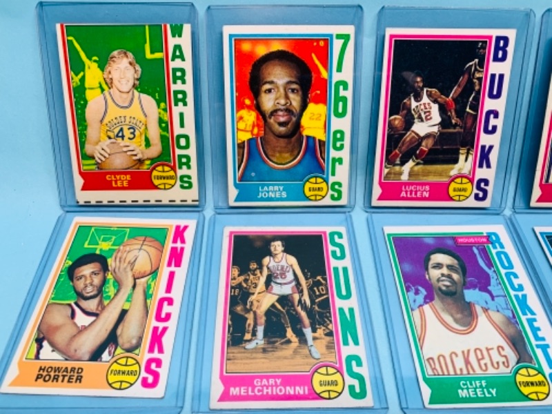 Photo 3 of 277904…12 vintage late 1960’s - early 1970’s basketball cards in hard plastic sleeves 