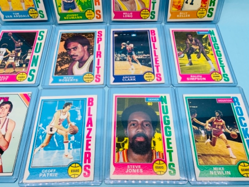 Photo 2 of 277934…12 vintage late 1960’s-early 1970’s basketball trading cards in hard plastic sleeves 