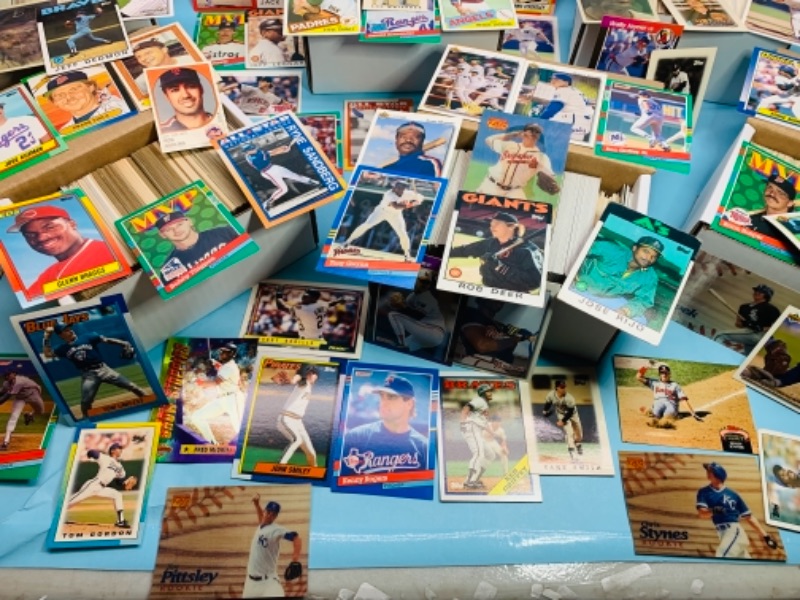 Photo 7 of 278024…6 boxes of mixed baseball trading cards 