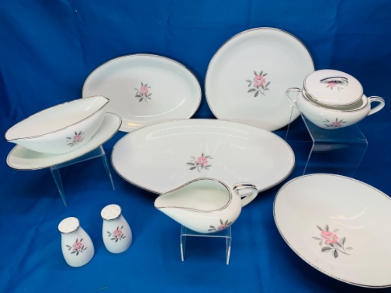 Photo 1 of 278039…9 pcs. noritake Rosales 5790 Japan serving platter, bowls, gravy boats, s and p shakers, and lidded bowl 