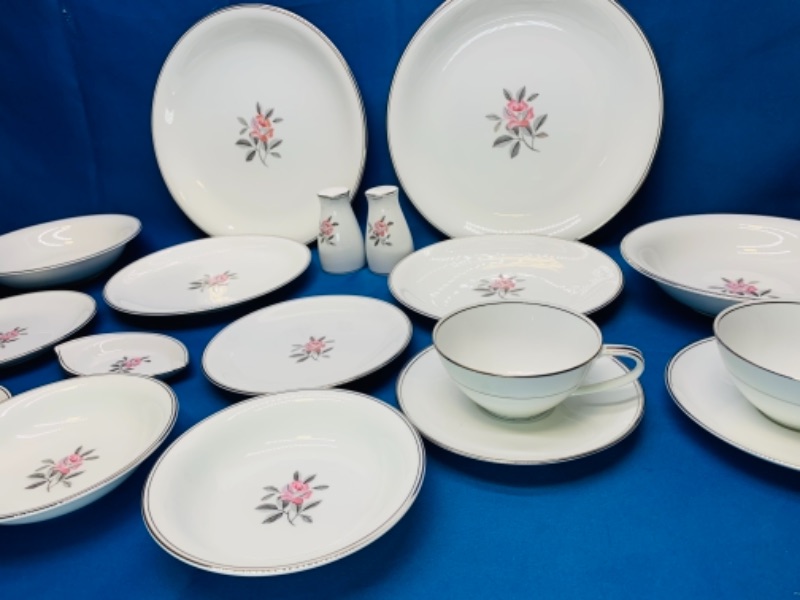 Photo 3 of 278042…noritake Rosales 5790 Japan dinnerware set - service for two 