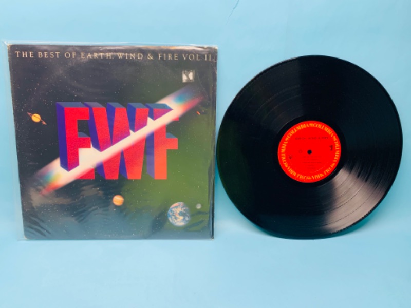 Photo 1 of 278125…vinyl earth, wind, and fire record in great condition for age in plastic sleeve 