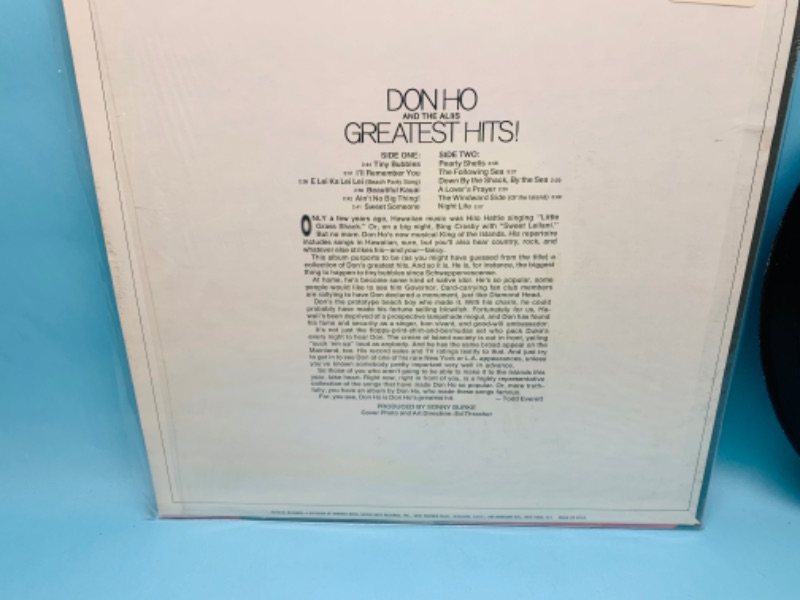 Photo 2 of 278129…vinyl Don Ho greatest hits record in great condition for age in plastic sleeve 