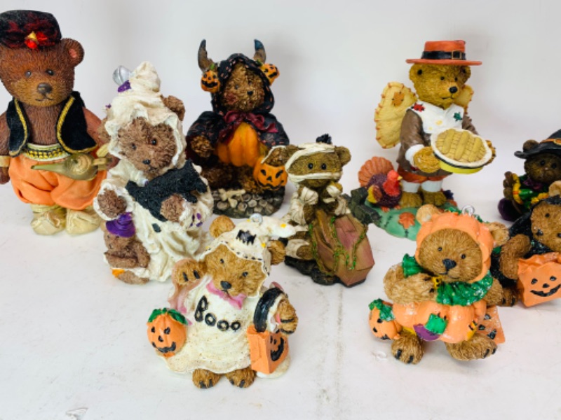 Photo 2 of 278273…11 Halloween bear figures 