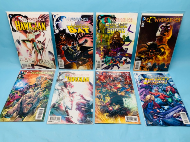 Photo 1 of 278307…8 convergence comics in plastic sleeves 