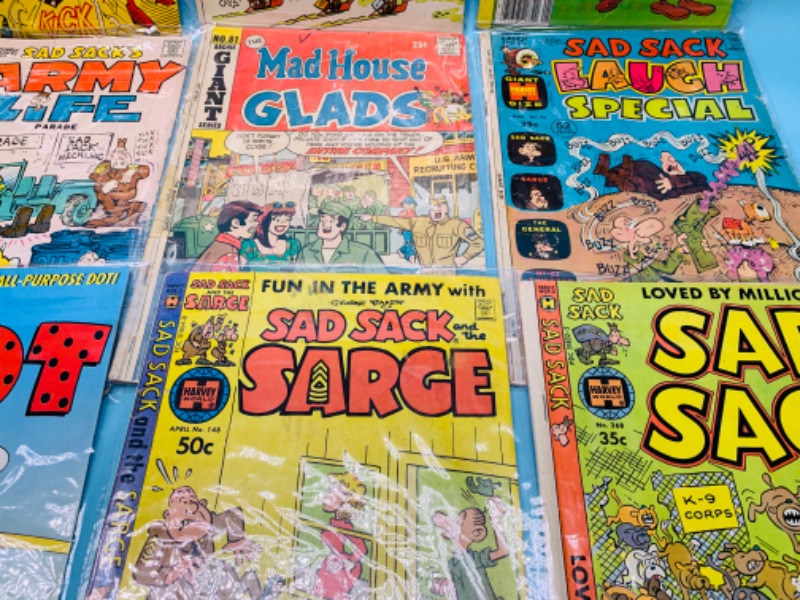 Photo 5 of 278318…12 vintage comics in sleeves- show wear from age 