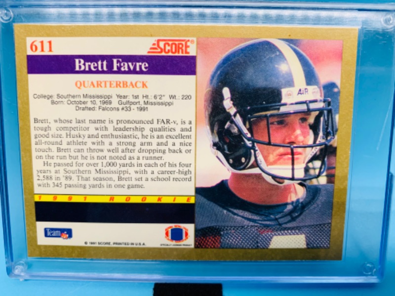 Photo 2 of 278336…score 1991 Brett Favre rookie card 611 in hard plastic case 