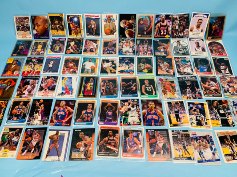 Photo 1 of 278341…72 basketball trading cards in plastic sleeves 