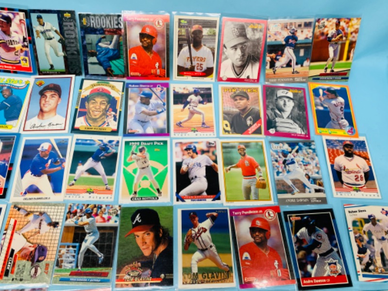 Photo 5 of 278353…72 baseball trading cards in plastic sleeves 