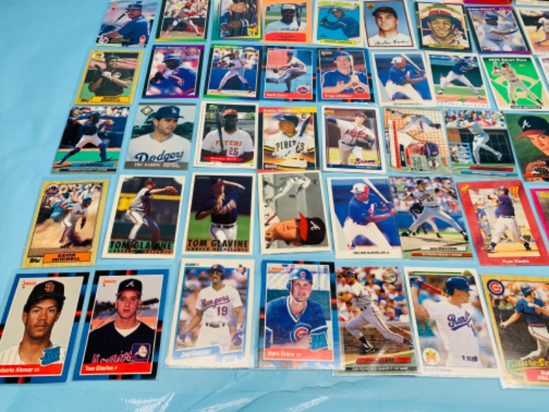 Photo 3 of 278353…72 baseball trading cards in plastic sleeves 