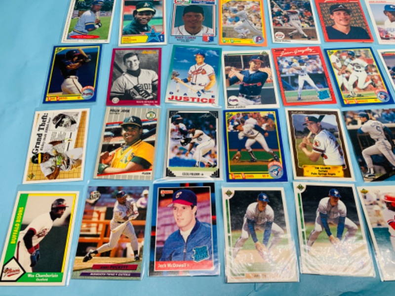 Photo 3 of 278354…72 baseball trading cards in plastic sleeves 