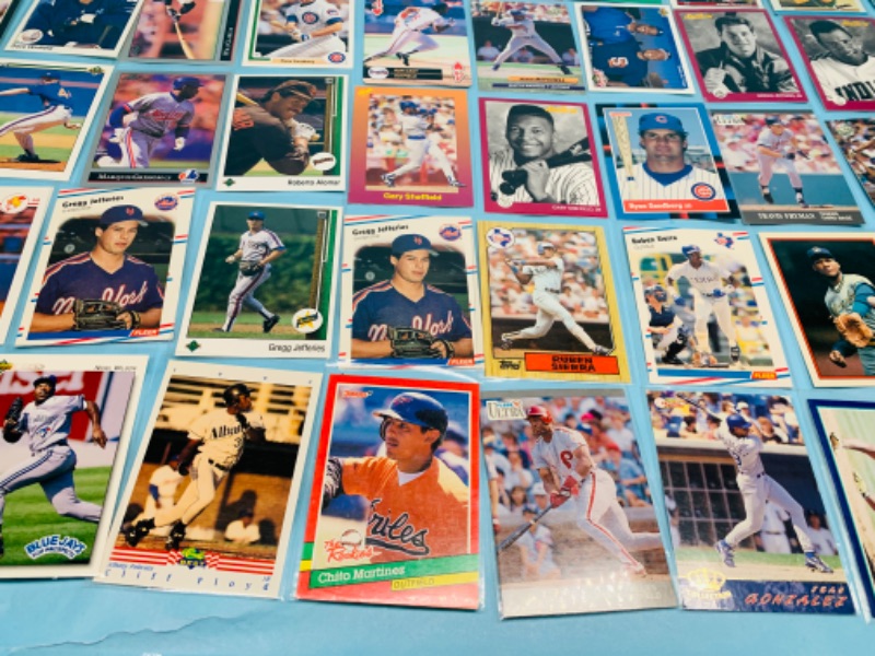 Photo 4 of 278356…72 baseball trading cards in plastic sleeves 