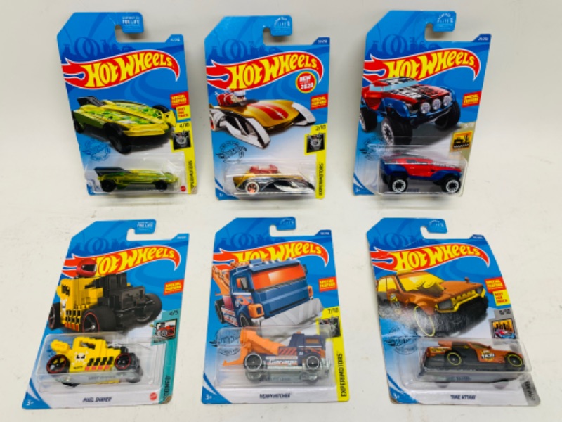 Photo 1 of 278396…6 hot wheels die cast cars in original packages 
