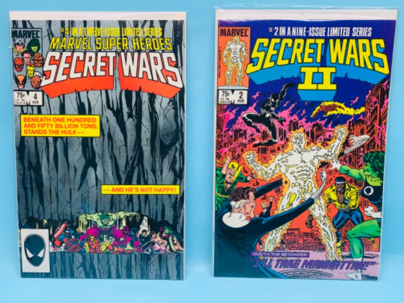 Photo 1 of 278471…collectible vintage Secret wars comics in plastic sleeves