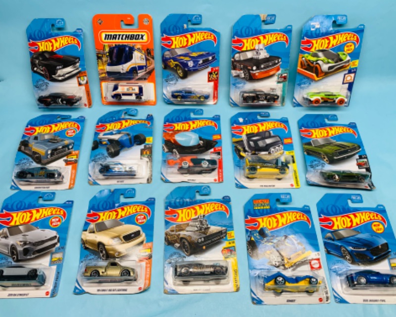 Photo 1 of 278497…packages damaged-15 hot wheels die cast cars in original packages 