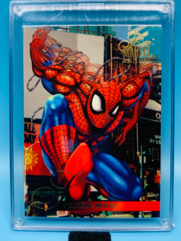 Photo 1 of 278511…flair 1995 Marvel annual Spider-Man card 49 in hard plastic case