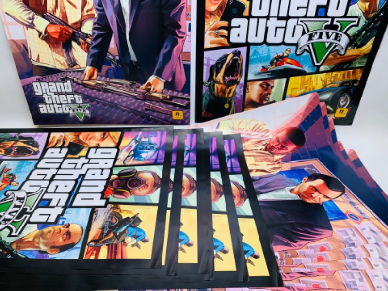 Photo 3 of 278617…25 grand theft auto double sided posters 