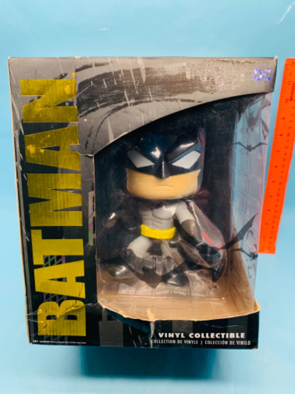 Photo 1 of 278640…Xlarge Funko Batman vinyl figure in original box 