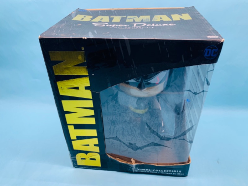 Photo 1 of 278640…Xlarge Funko Batman vinyl figure in original box 