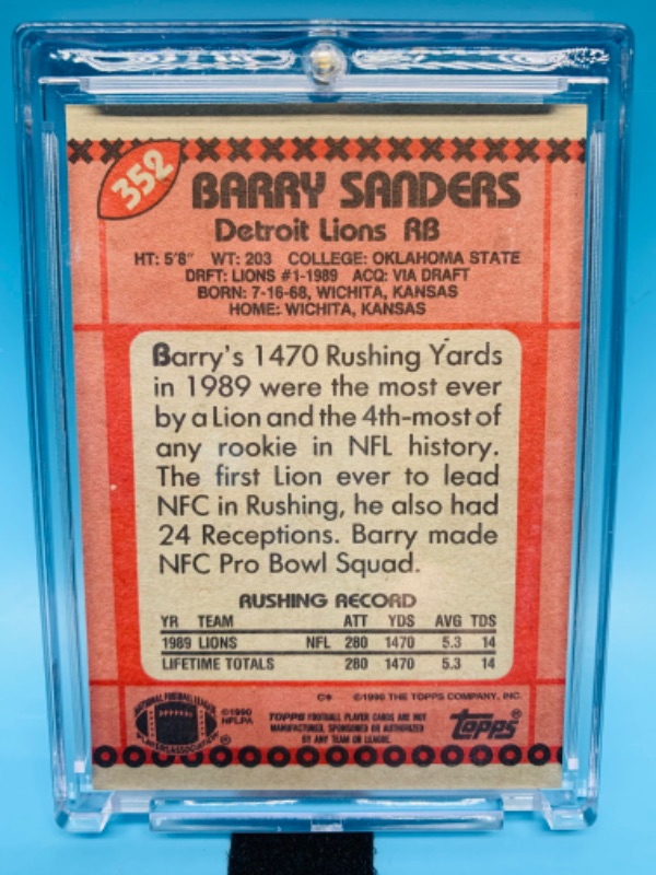Photo 2 of 278707…topps Barry Sanders card 352 in hard plastic case 