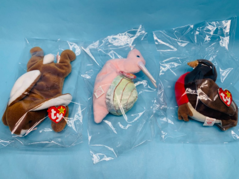 Photo 1 of 278784…3 ty beanie babies in plastic bags 