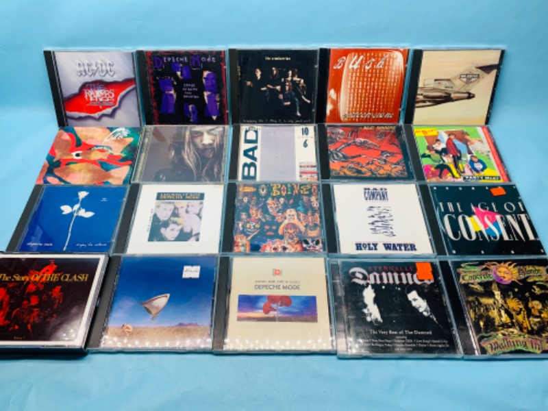 Photo 1 of 278828…20 music cd’s 