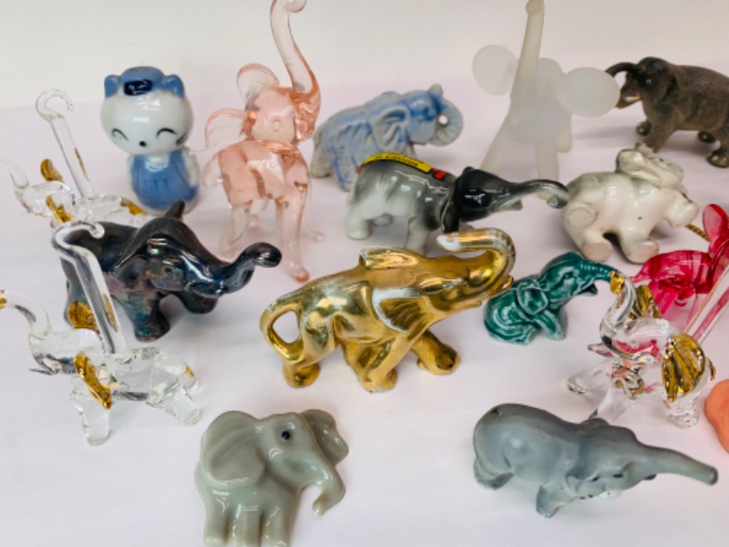 Photo 4 of 278866…20 vintage mini carved and glass elephants 