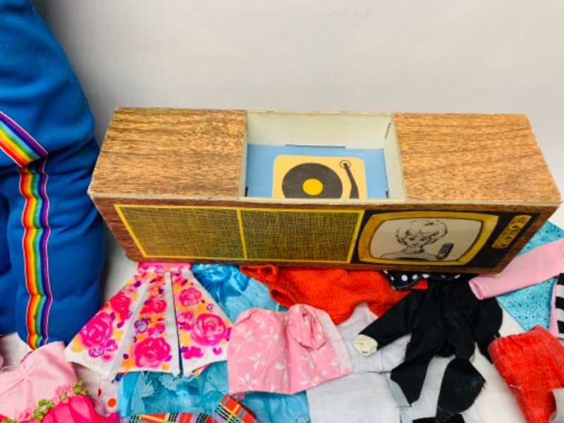 Photo 4 of 278886…vintage Barbie clothing and accessories, cabbage patch doll, and stereo console- needs a cleaning 