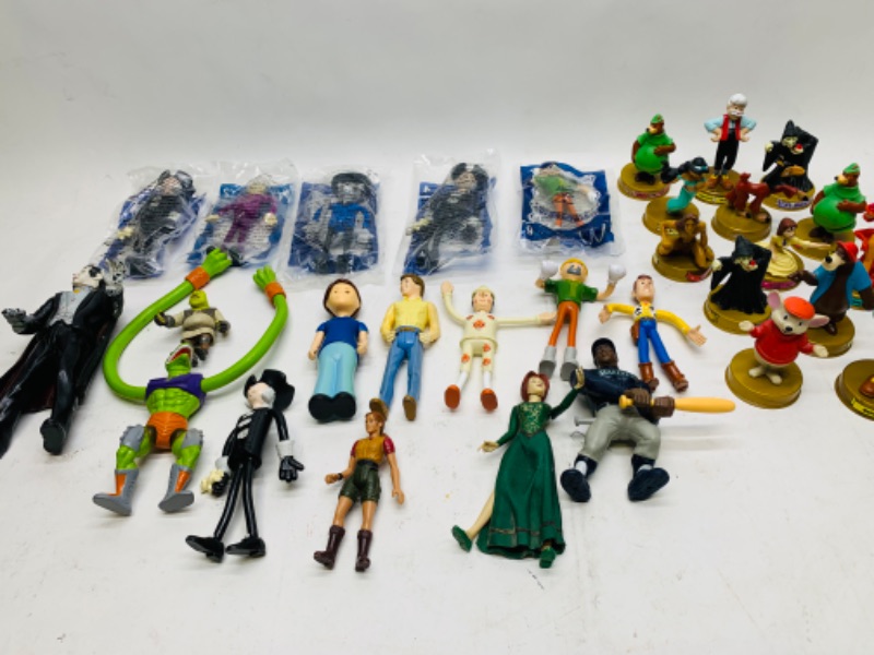 Photo 1 of 278900…vintage Disney, McDonald’s, and other toy figures 