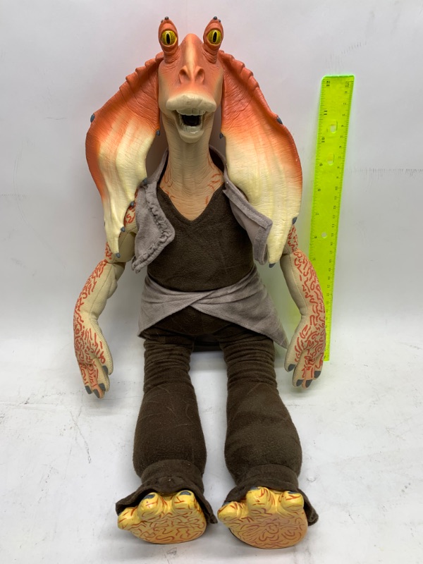 Photo 1 of 278901…21 inch Star Wars jar-jar alarm talking doll figure- needs batteries 