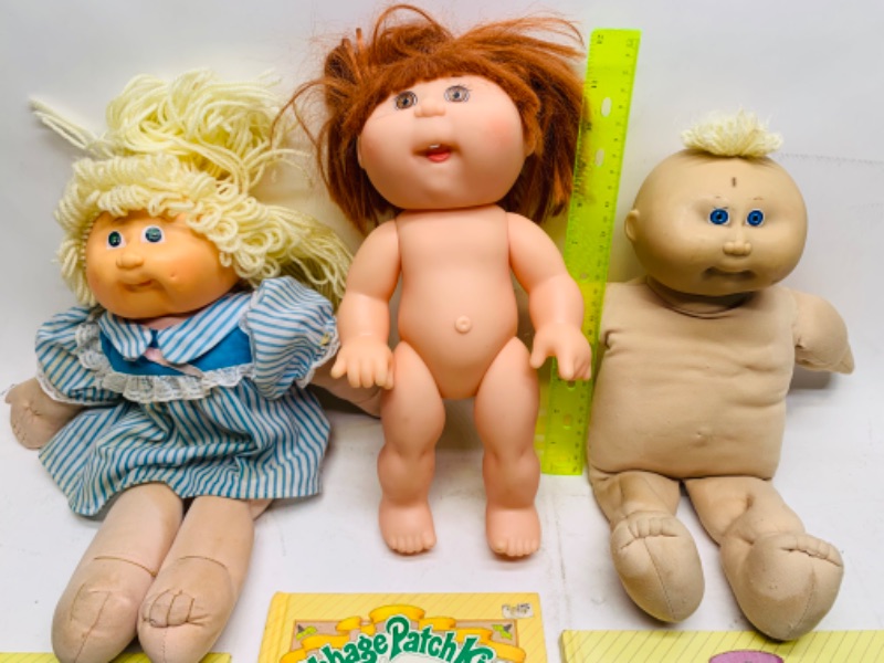 Photo 4 of 278902…3 vintage signed cabbage patch dolls and 3 books- needs cleaning- stains 