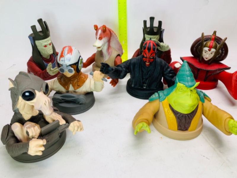 Photo 1 of 278903…8 vintage Star Wars episode I fast food cup toppers 